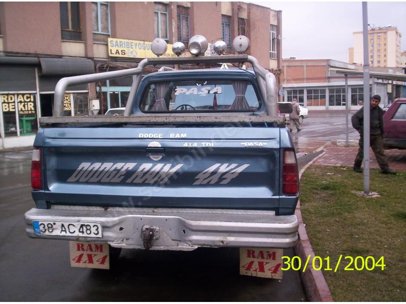 DODGE RAMCHARGER- 81/88; ARAÇ BİLGİLERİ VE RESİMLERİ