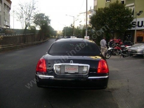 LINCOLN TOWN CAR- 03/07; ARAÇ BİLGİLERİ VE RESİMLERİ