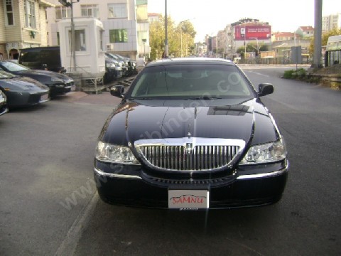 LINCOLN TOWN CAR- 03/07; ARAÇ BİLGİLERİ VE RESİMLERİ