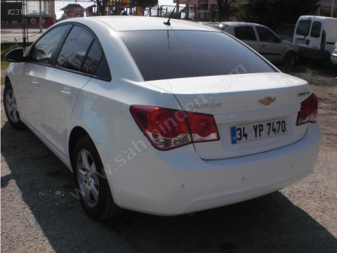 CHEVROLET CRUZE- 09/14; ARAÇ BİLGİLERİ VE RESİMLERİ