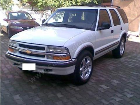 CHEVROLET BLAZER- 98/01; ARAÇ BİLGİLERİ VE RESİMLERİ