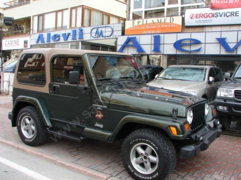 JEEP WRANGLER- 03/06; ARAÇ BİLGİLERİ VE RESİMLERİ