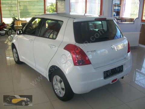 SUZUKI SWIFT- 05/11; ARAÇ BİLGİLERİ VE RESİMLERİ