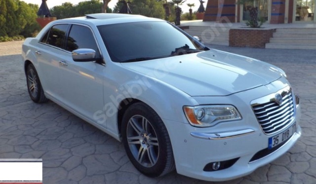 CHRYSLER 300C- 11/12; ARAÇ BİLGİLERİ VE RESİMLERİ