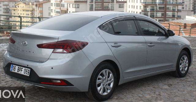 HYUNDAI ELANTRA- 19/20; ARAÇ BİLGİLERİ VE RESİMLERİ