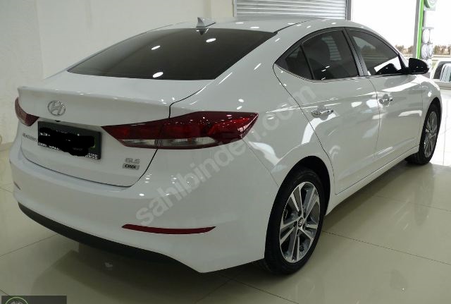 HYUNDAI ELANTRA- 16/18; ARAÇ BİLGİLERİ VE RESİMLERİ