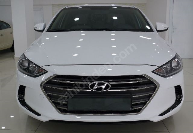 HYUNDAI ELANTRA- 16/18; ARAÇ BİLGİLERİ VE RESİMLERİ