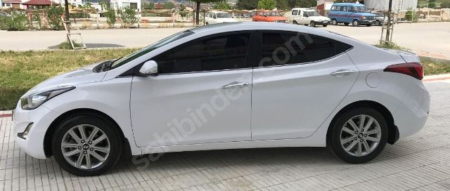 HYUNDAI ELANTRA- 11/15; ARAÇ BİLGİLERİ VE RESİMLERİ