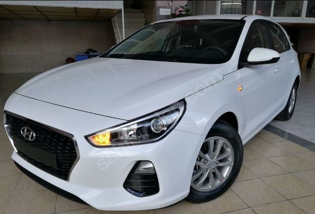 HYUNDAI I30- 17/18; ARAÇ BİLGİLERİ VE RESİMLERİ