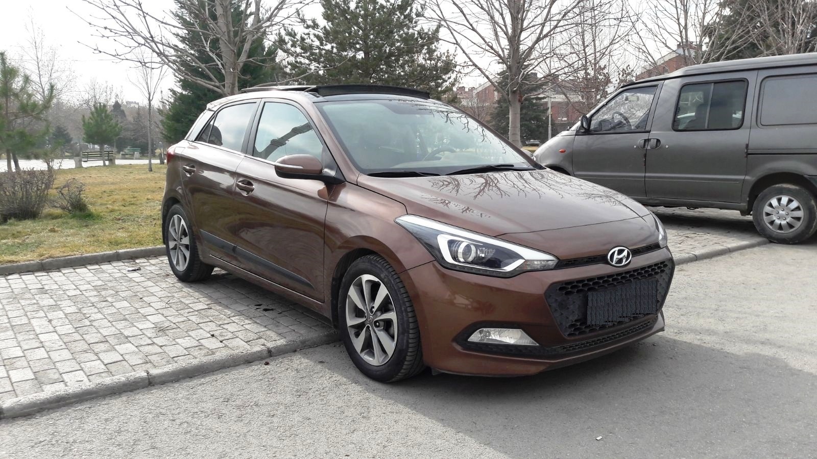 HYUNDAI I20- 15/18; ARAÇ BİLGİLERİ VE RESİMLERİ