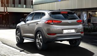 HYUNDAI TUCSON- 15/18; ARAÇ BİLGİLERİ VE RESİMLERİ