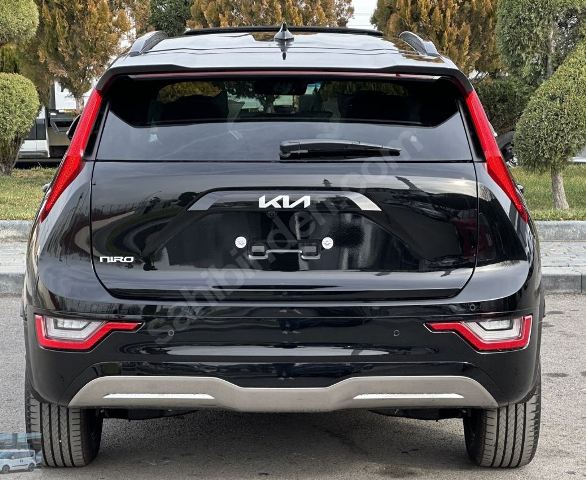 KIA NIRO- 22/24; ARAÇ BİLGİLERİ VE RESİMLERİ