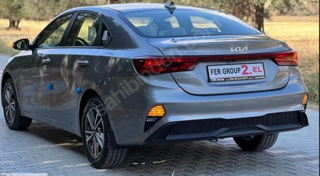 KIA CERATO- 22/24; ARAÇ BİLGİLERİ VE RESİMLERİ