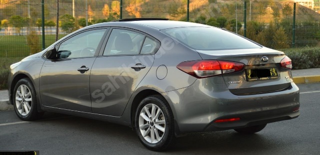 KIA CERATO- 16/18; ARAÇ BİLGİLERİ VE RESİMLERİ