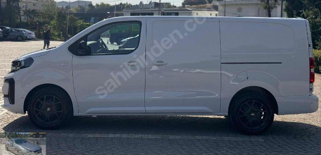 OPEL VIVARO- 20/24; ARAÇ BİLGİLERİ VE RESİMLERİ