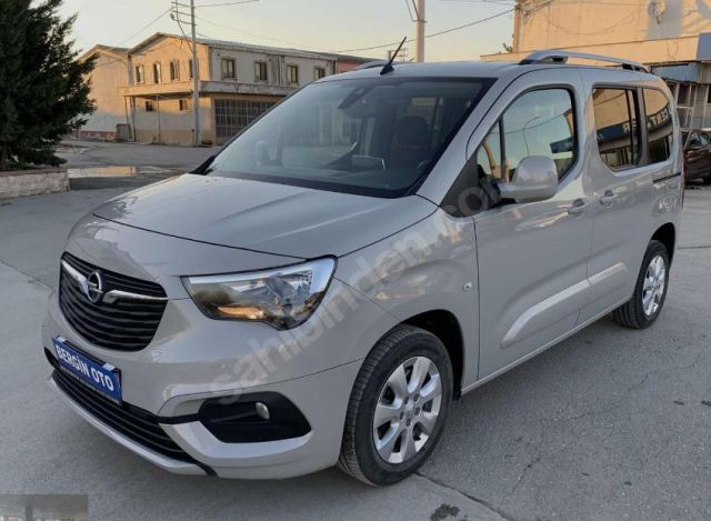 OPEL COMBO- 19/24; ARAÇ BİLGİLERİ VE RESİMLERİ