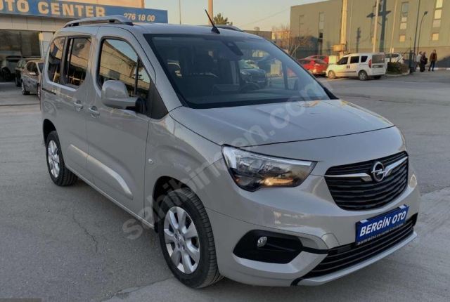 OPEL COMBO- 19/24; ARAÇ BİLGİLERİ VE RESİMLERİ