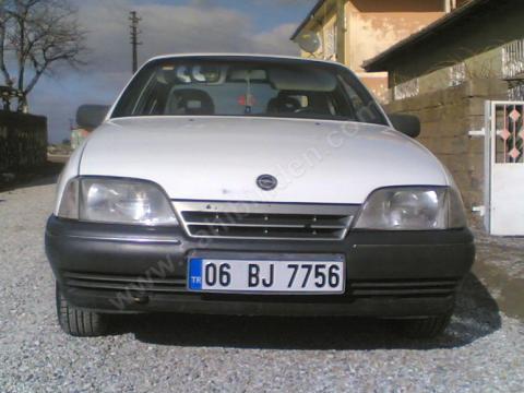 OPEL OMEGA- A- 86/94; ARAÇ BİLGİLERİ VE RESİMLERİ