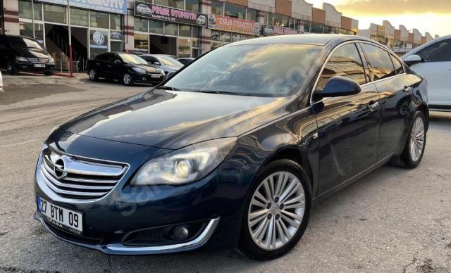 OPEL INSIGNIA- 09/17; ARAÇ BİLGİLERİ VE RESİMLERİ