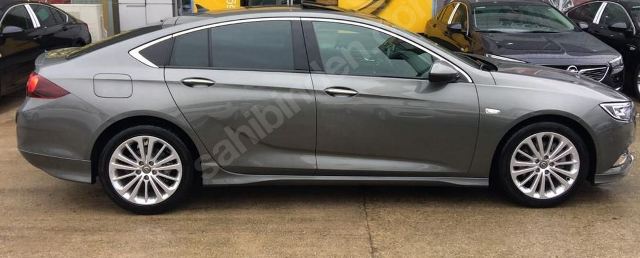 OPEL INSIGNIA- 17/19; ARAÇ BİLGİLERİ VE RESİMLERİ