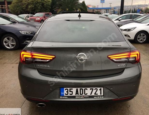 OPEL INSIGNIA- 17/19; ARAÇ BİLGİLERİ VE RESİMLERİ