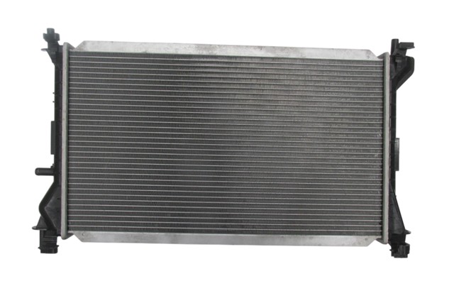 FORD FOCUS- SD/HB- 98/05; SU RADYATÖRÜ 1.4/1.6/1.8 EFİ (BRAZİNG) (600X348X26) (MANUEL) ALM (ORİS)