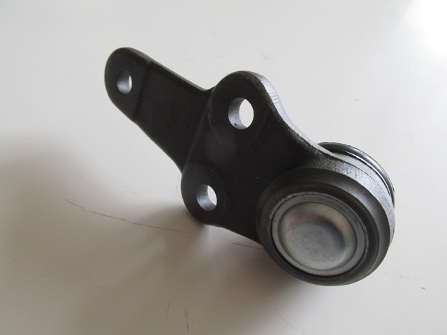 FORD FOCUS- SD/HB- 98/05; ALT ROTİL SAĞ/SOL AYNI (ADET) (17MM) (SH)