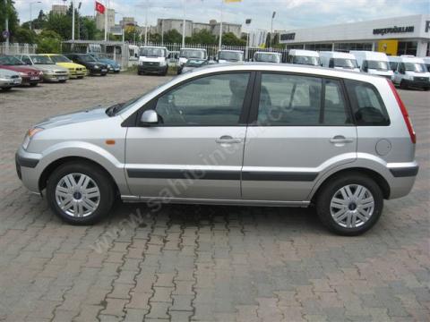 FORD FUSION- 03/11; ARAÇ BİLGİLERİ VE RESİMLERİ