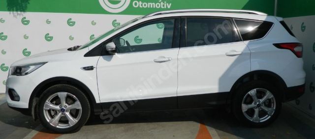 FORD KUGA- 17/19; ARAÇ BİLGİLERİ VE RESİMLERİ