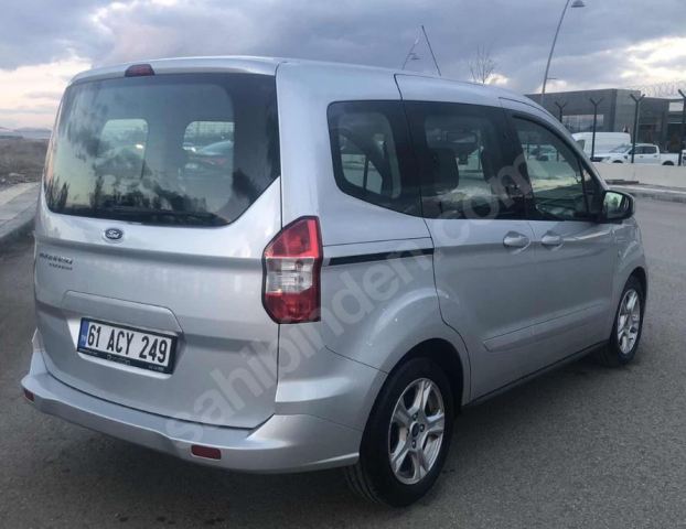 FORD TOURNEO COURIER- 18/24; ARAÇ BİLGİLERİ VE RESİMLERİ