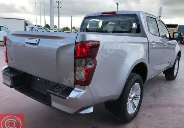 ISUZU D MAX- PICK UP- 20/24; ARAÇ BİLGİLERİ VE RESİMLERİ