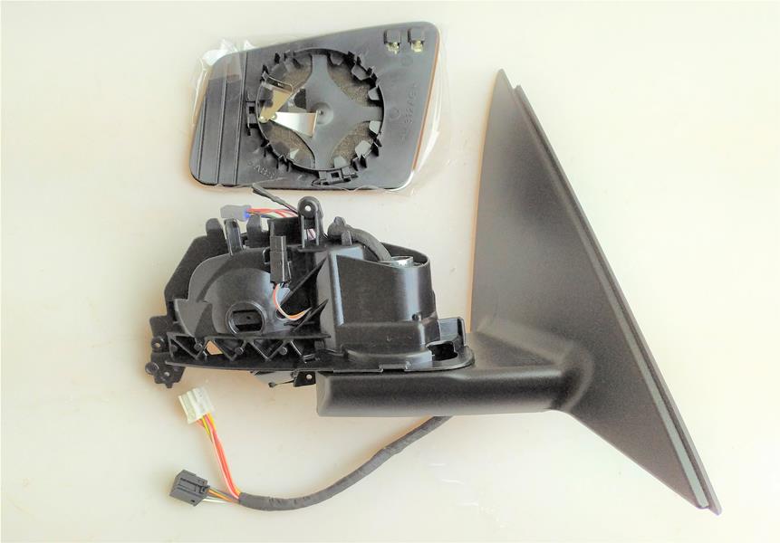 AYNA MERCEDES C W204 10-13 ELEKTRİKLİ ISITMALI ASTARLI SİNYALLİ HAFIZALI ASFERİK BLİS SAĞ 2048111207
