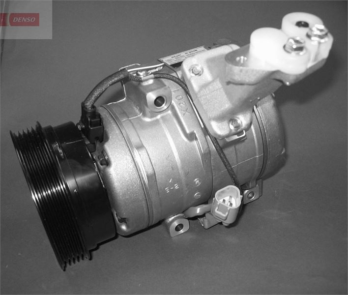 COMPRESSOR. AİR CONDİTİONER TOYOTA AVENSIS VERSO 01-09